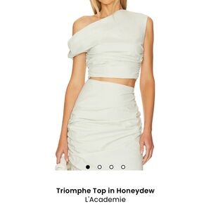 L'Academie Asymmetric Honeydew top